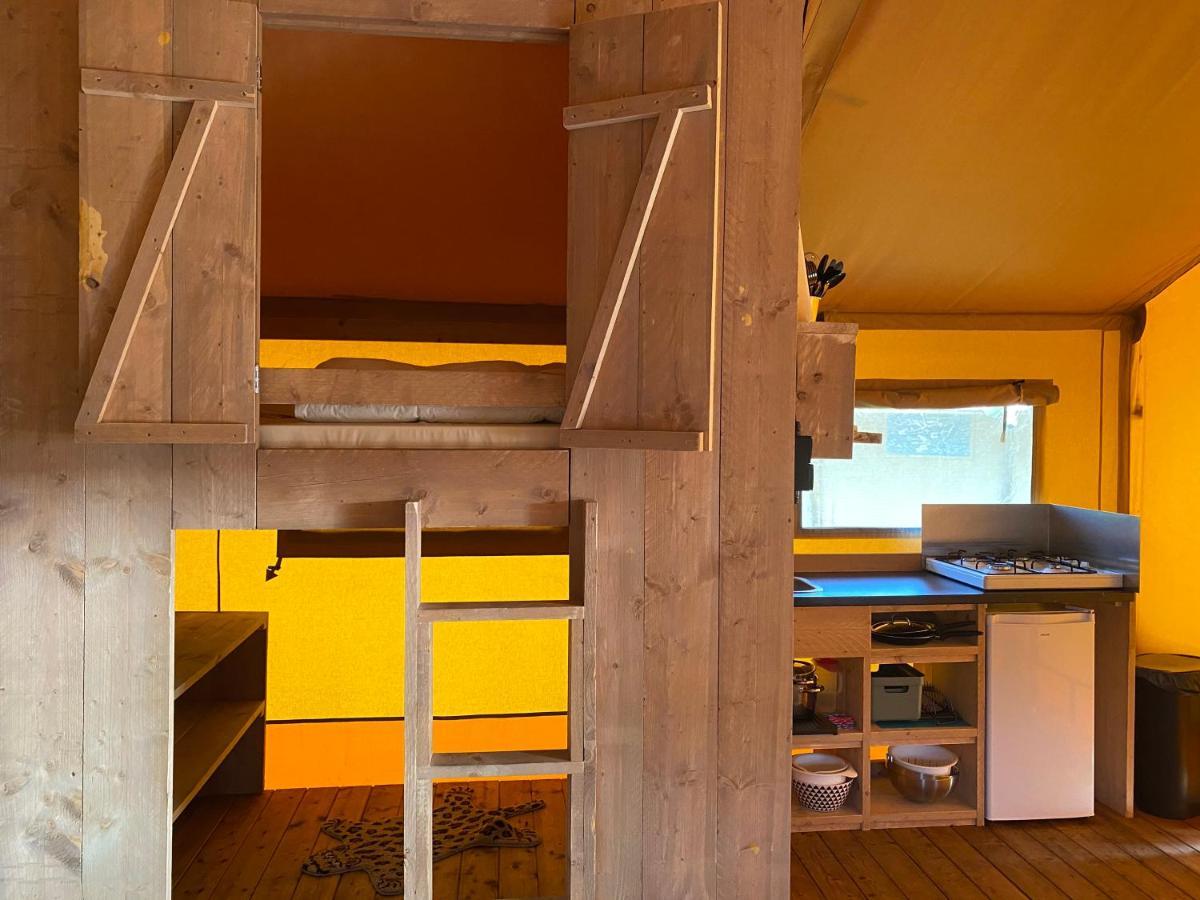 Camping De Vinkenkamp Lieren Экстерьер фото