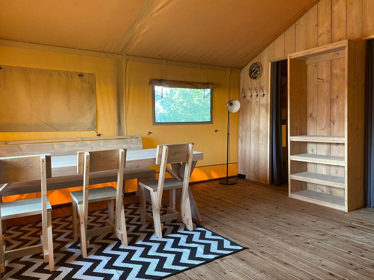 Camping De Vinkenkamp Lieren Экстерьер фото