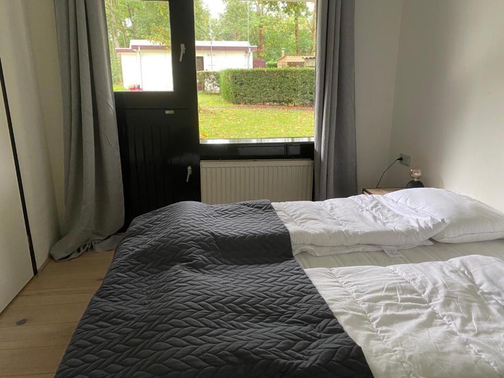 Camping De Vinkenkamp Lieren Экстерьер фото