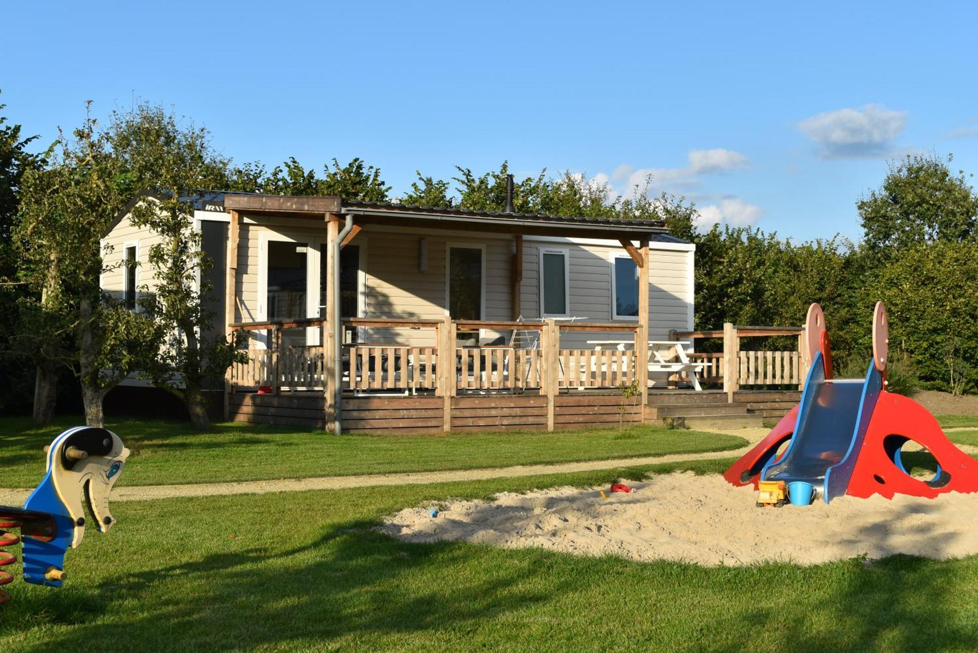 Camping De Vinkenkamp Lieren Экстерьер фото