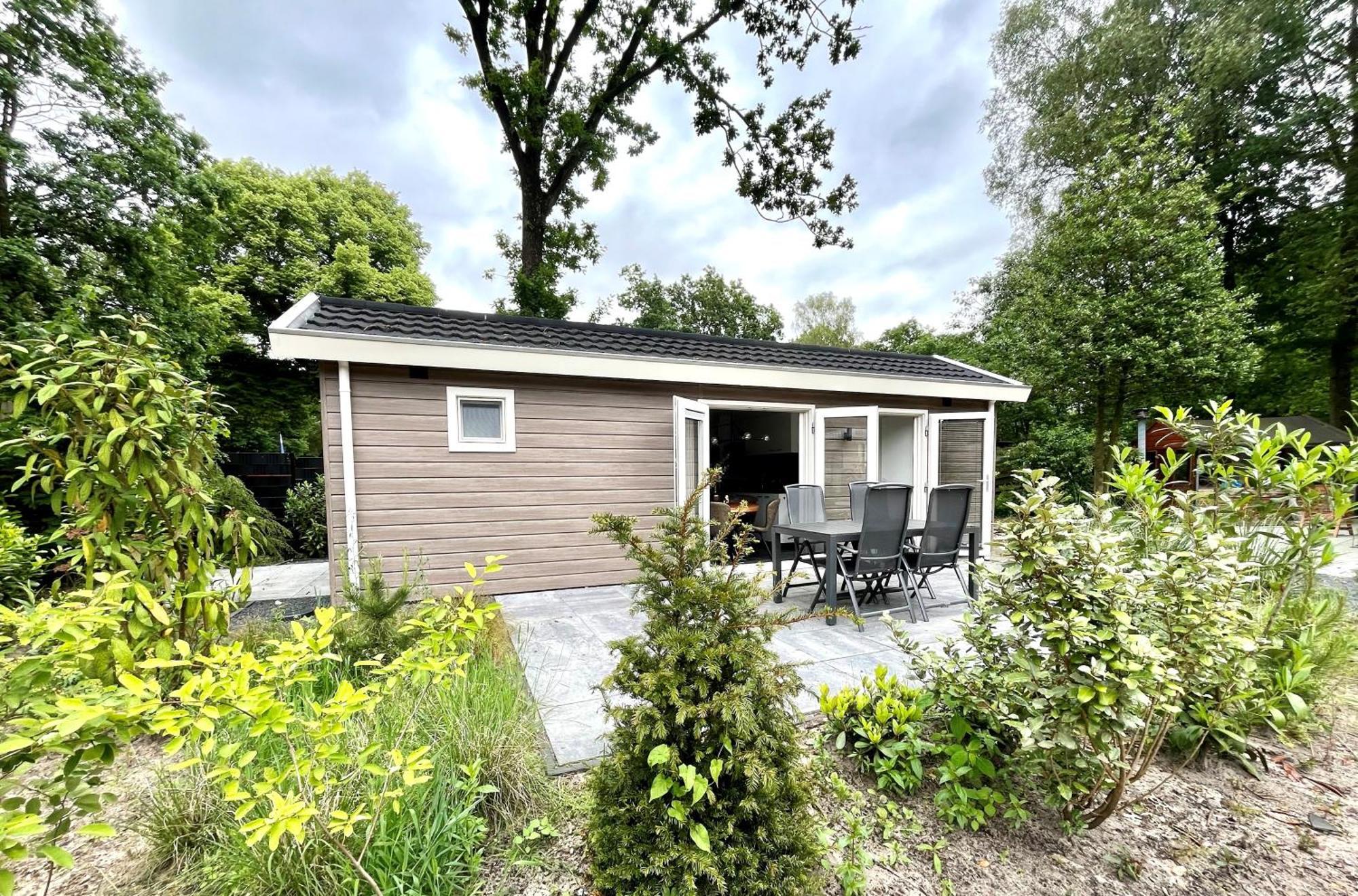 Camping De Vinkenkamp Lieren Экстерьер фото